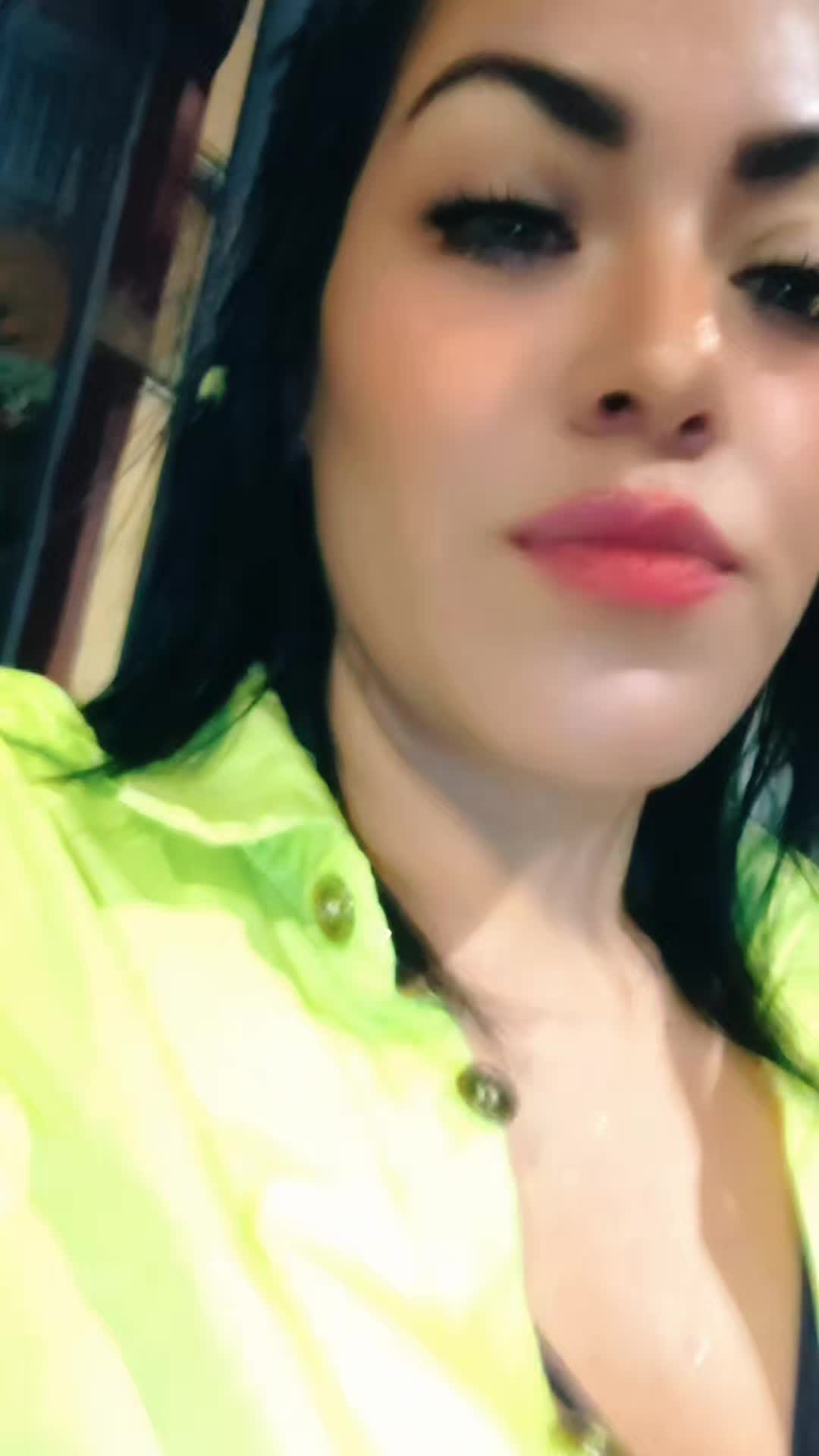 @MADELIIENBM