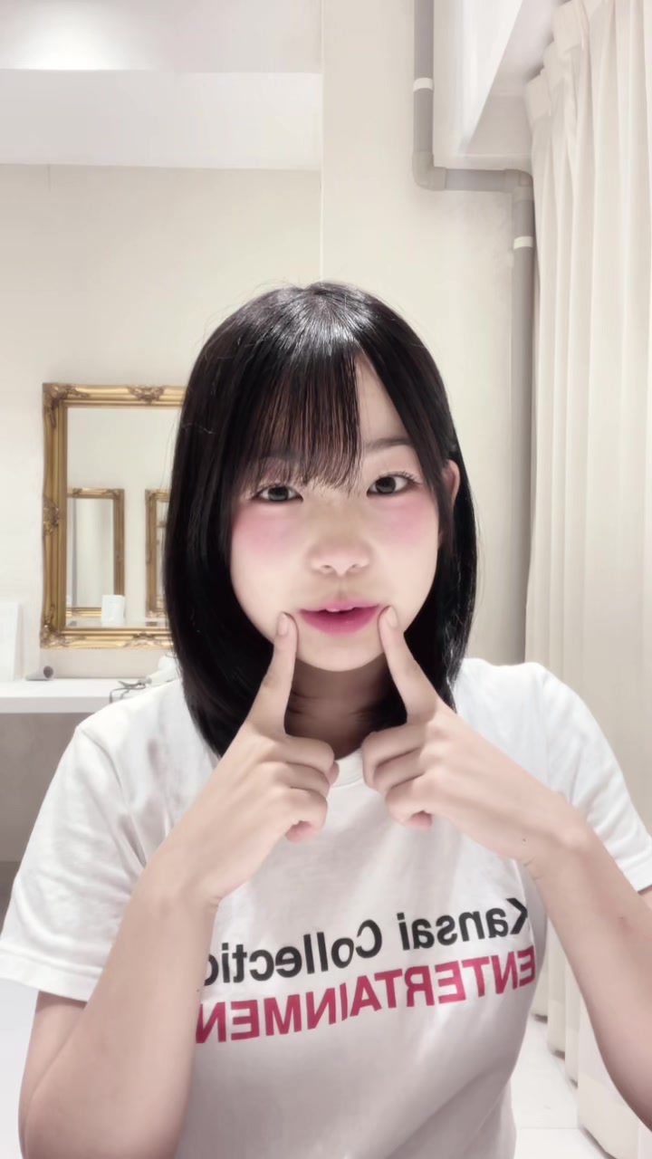 @仁唯奈(にいな)