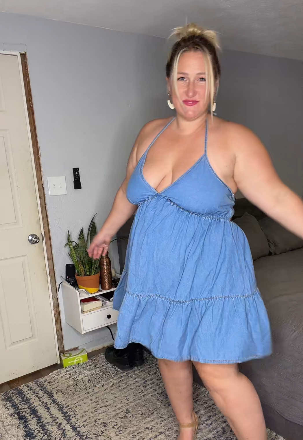 @tierraleonaa