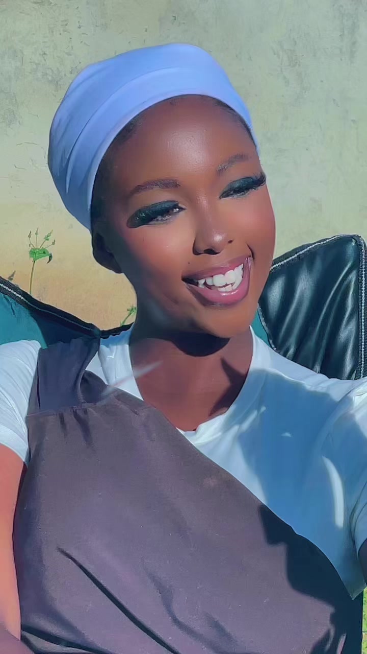 @mwaura_monicah