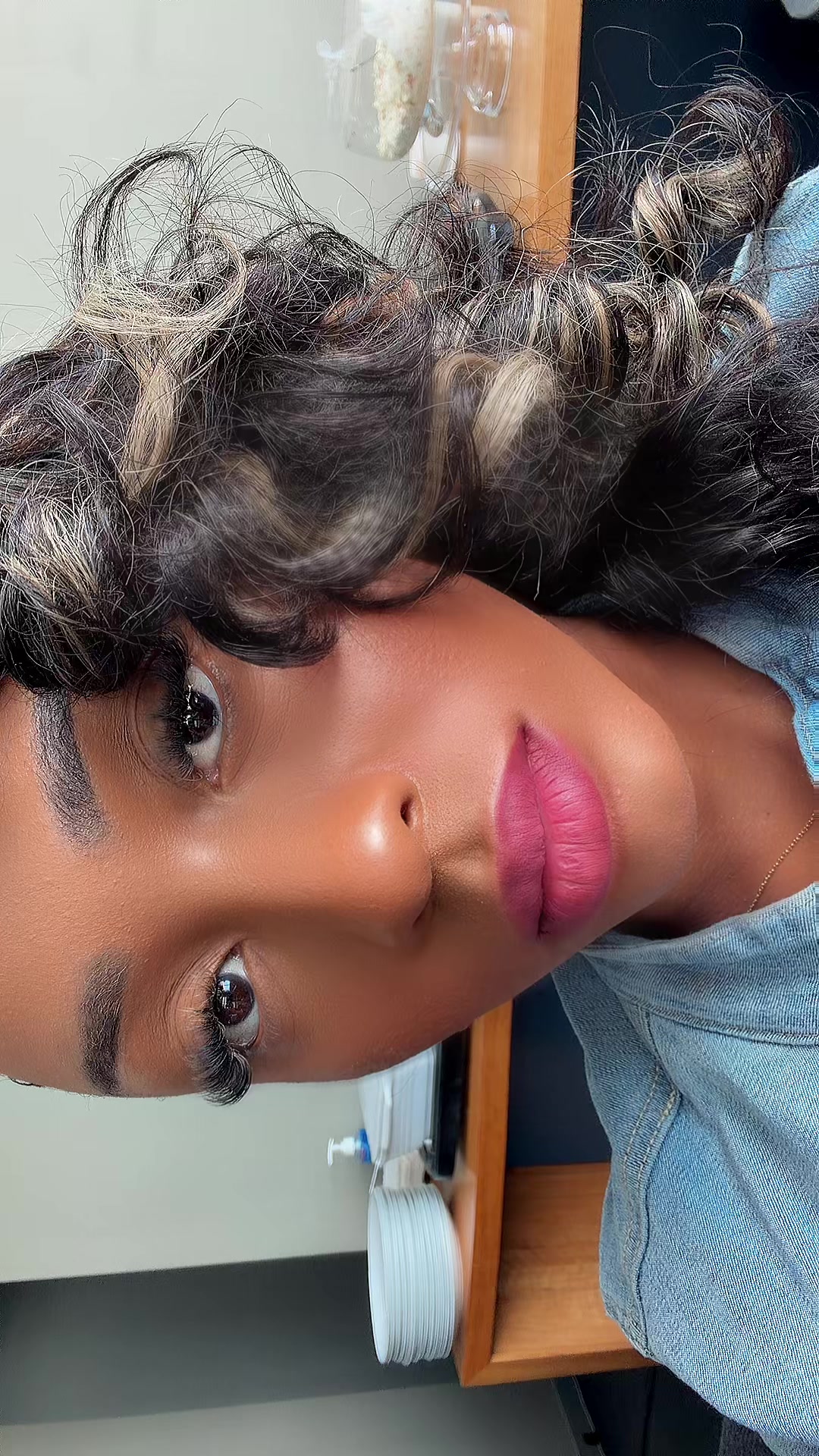 @nadianakai