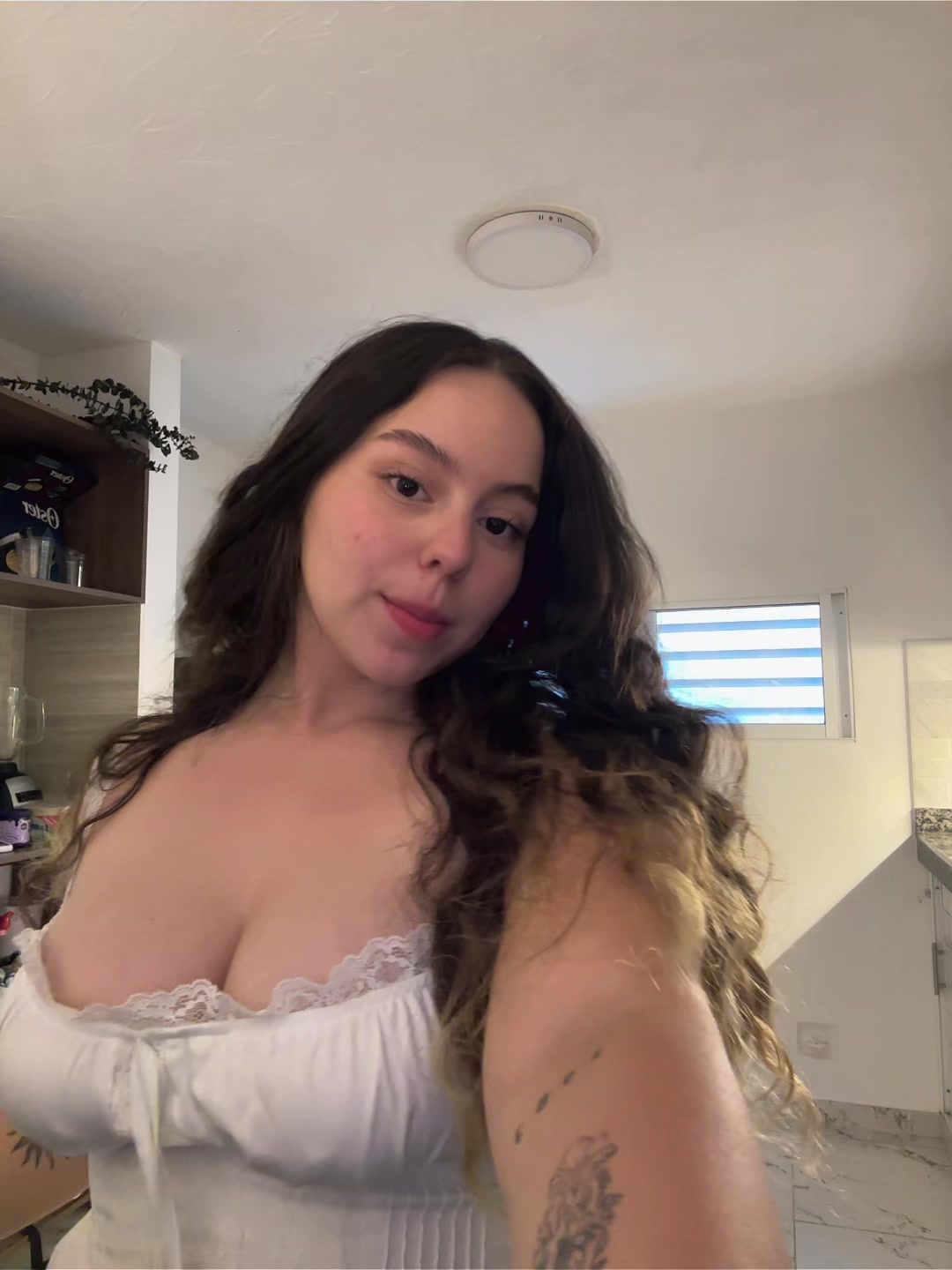 @taniassalazar
