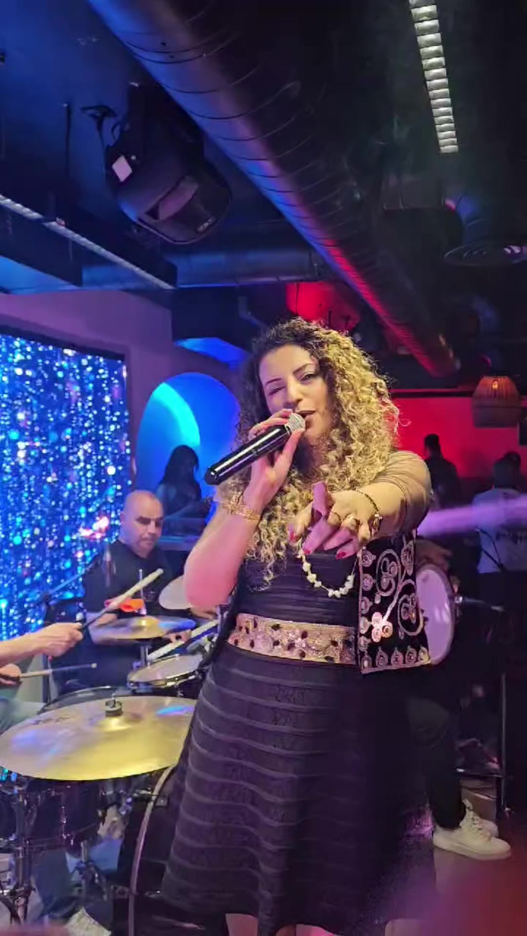 @sυzαи🎤