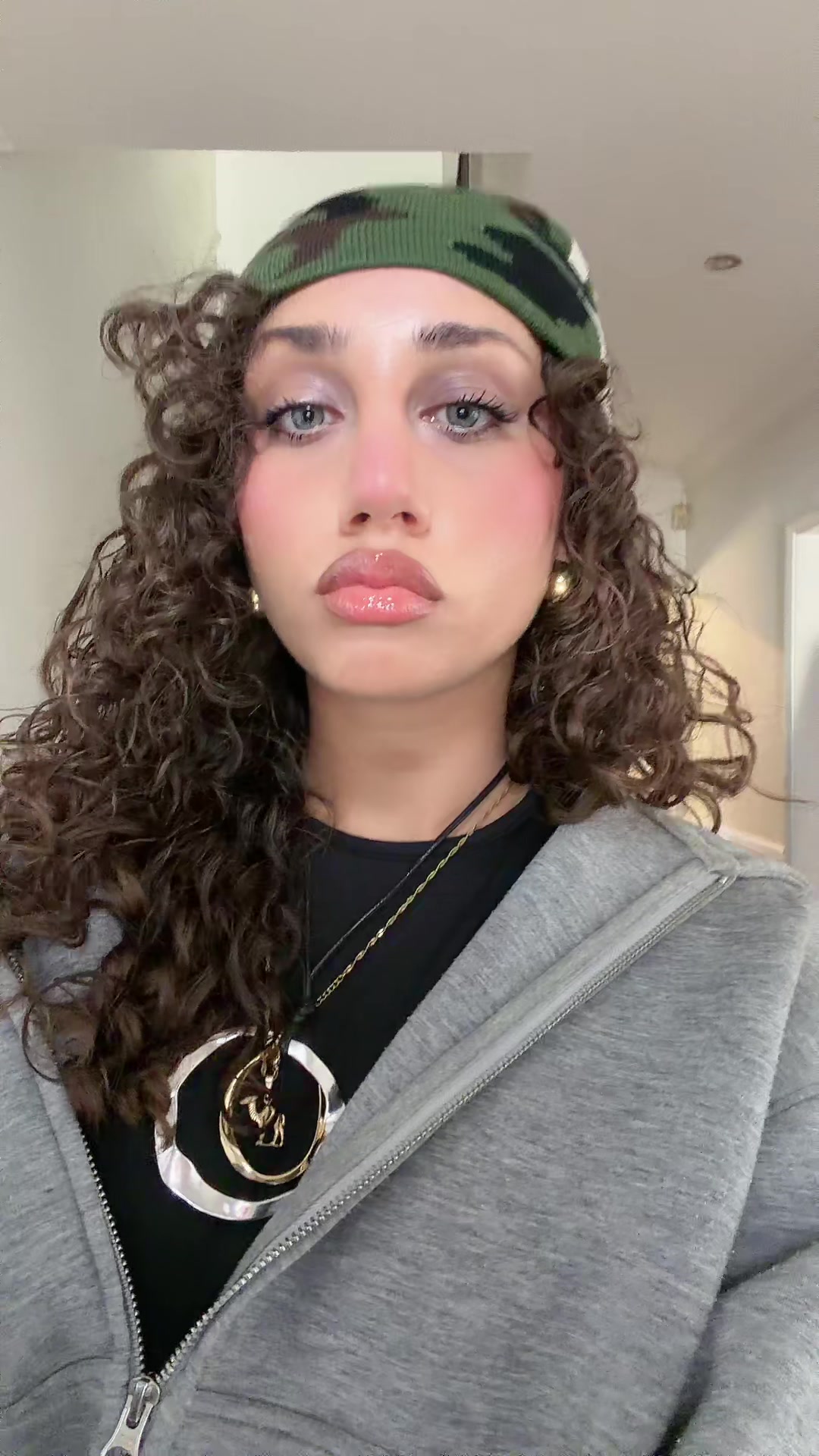 @Maryooma