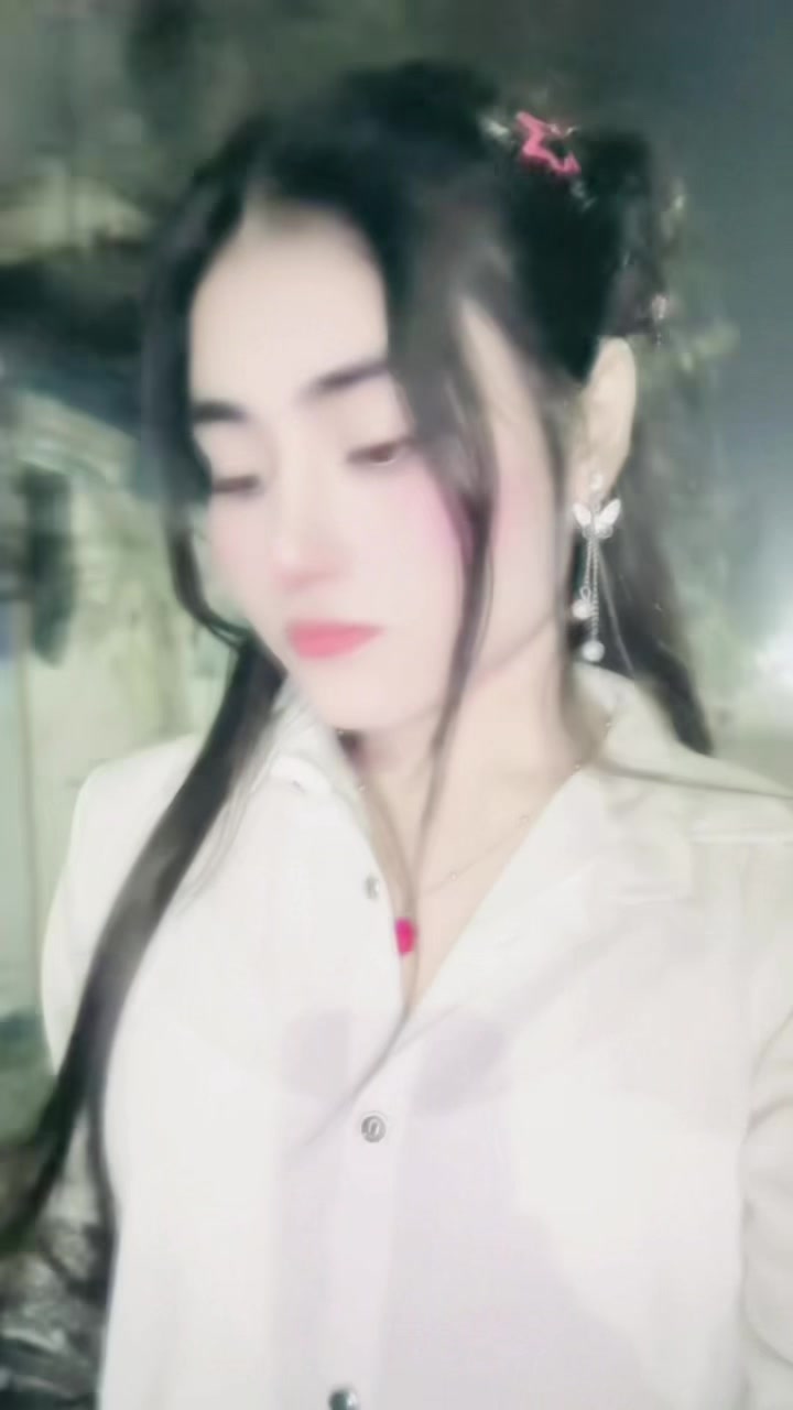 @eshuu 🚩