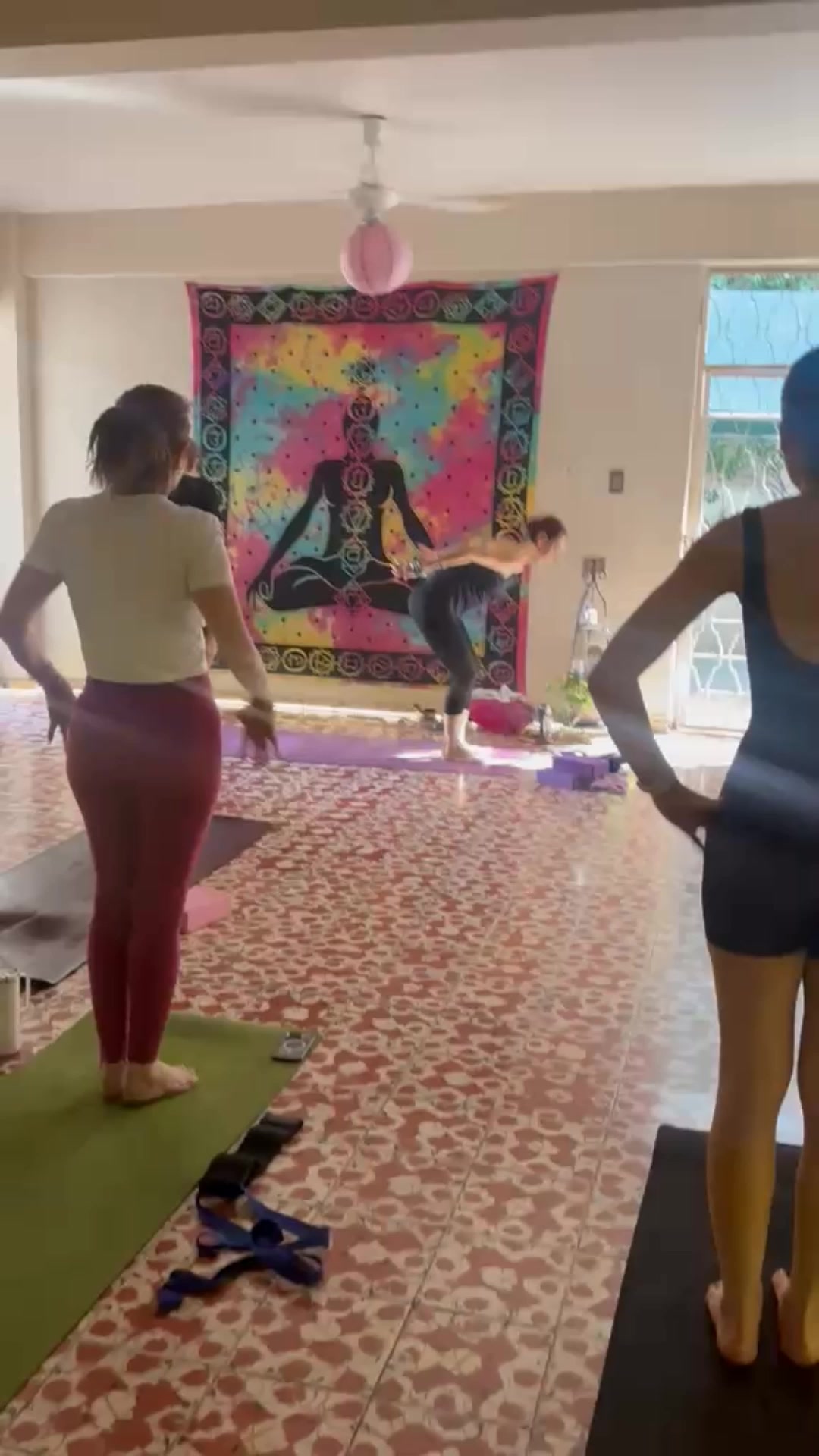 @Yoga con Favy