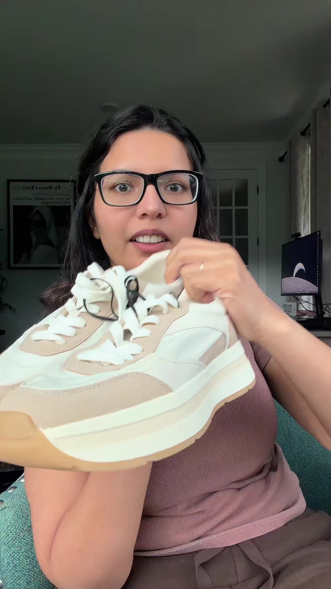 @Stopstaringatme