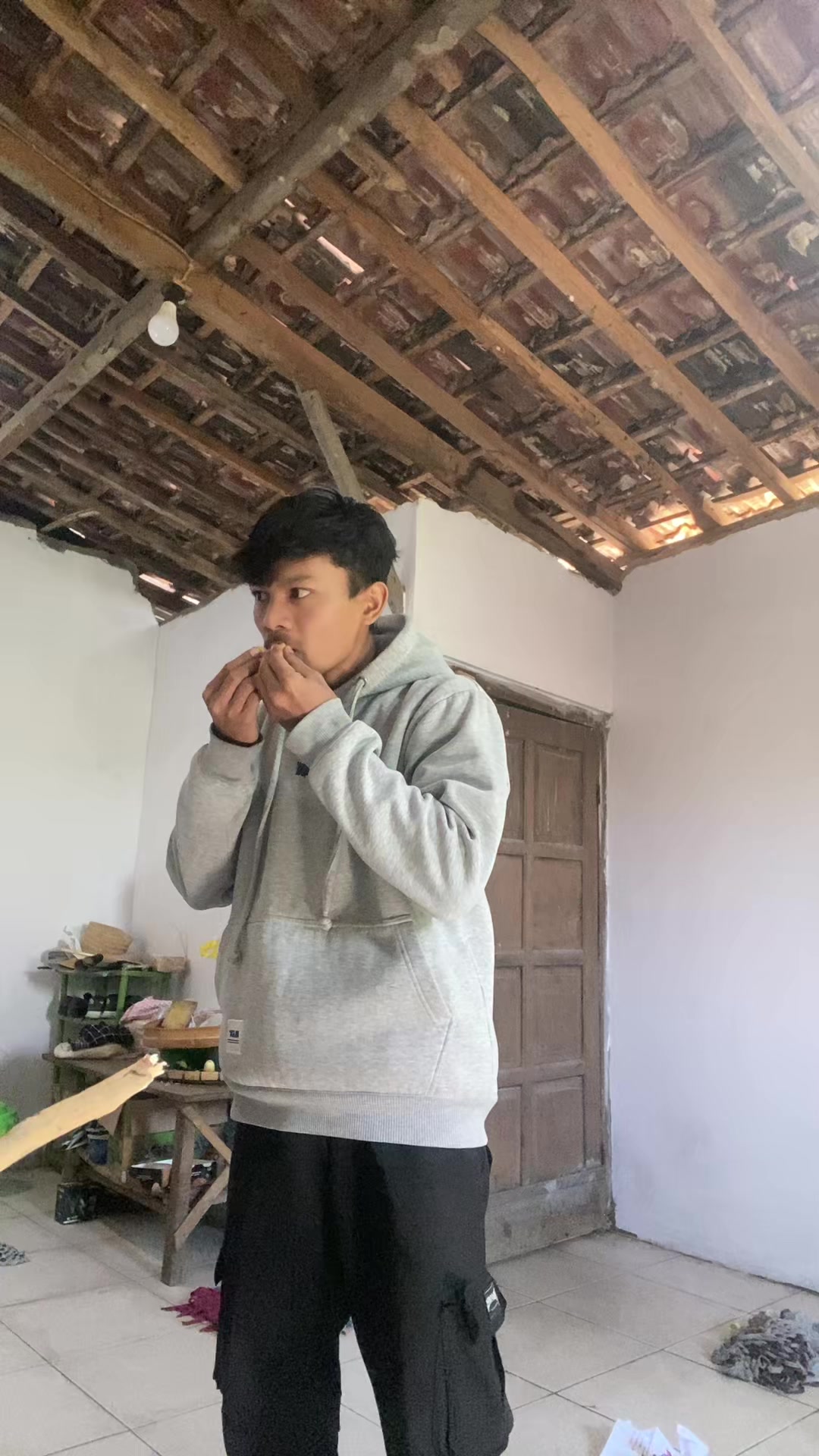 @Dhesra