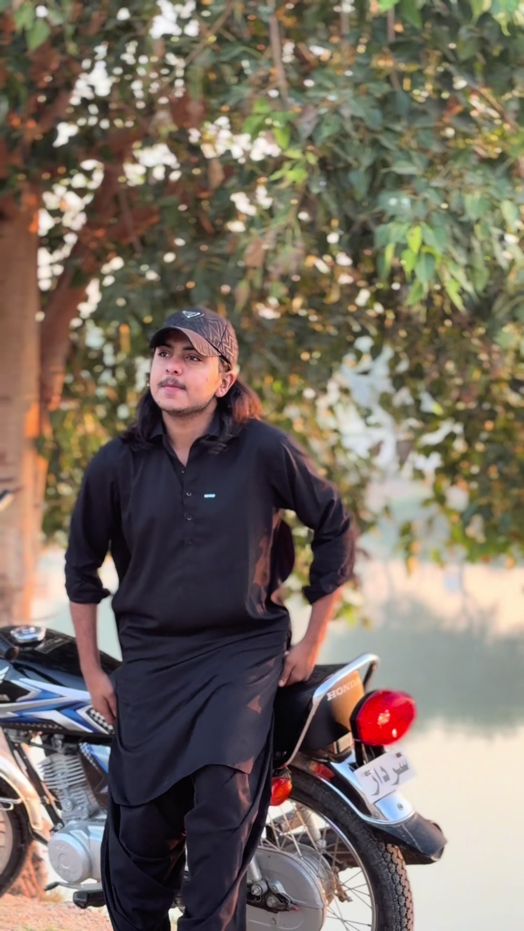 @Dr.Azhar🩺