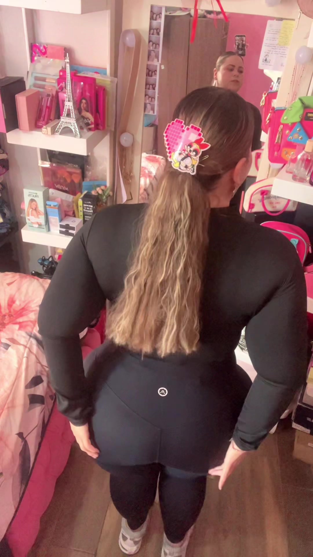 @Laura Mar.moda