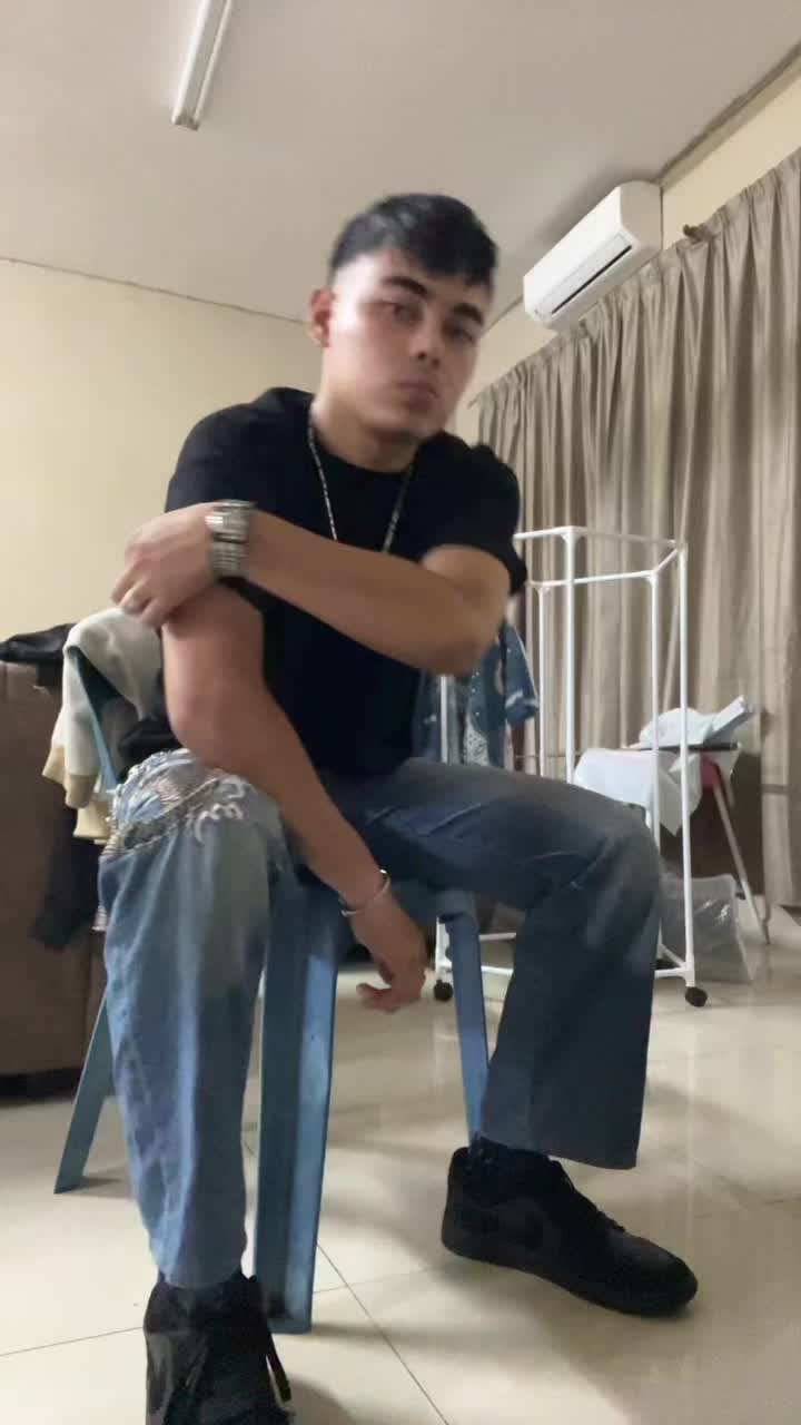 @AKEEMJAHAT