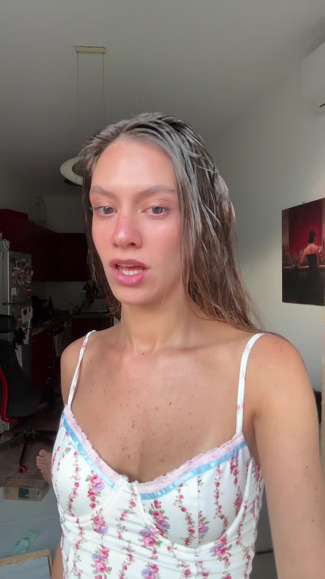 @isnotcamy