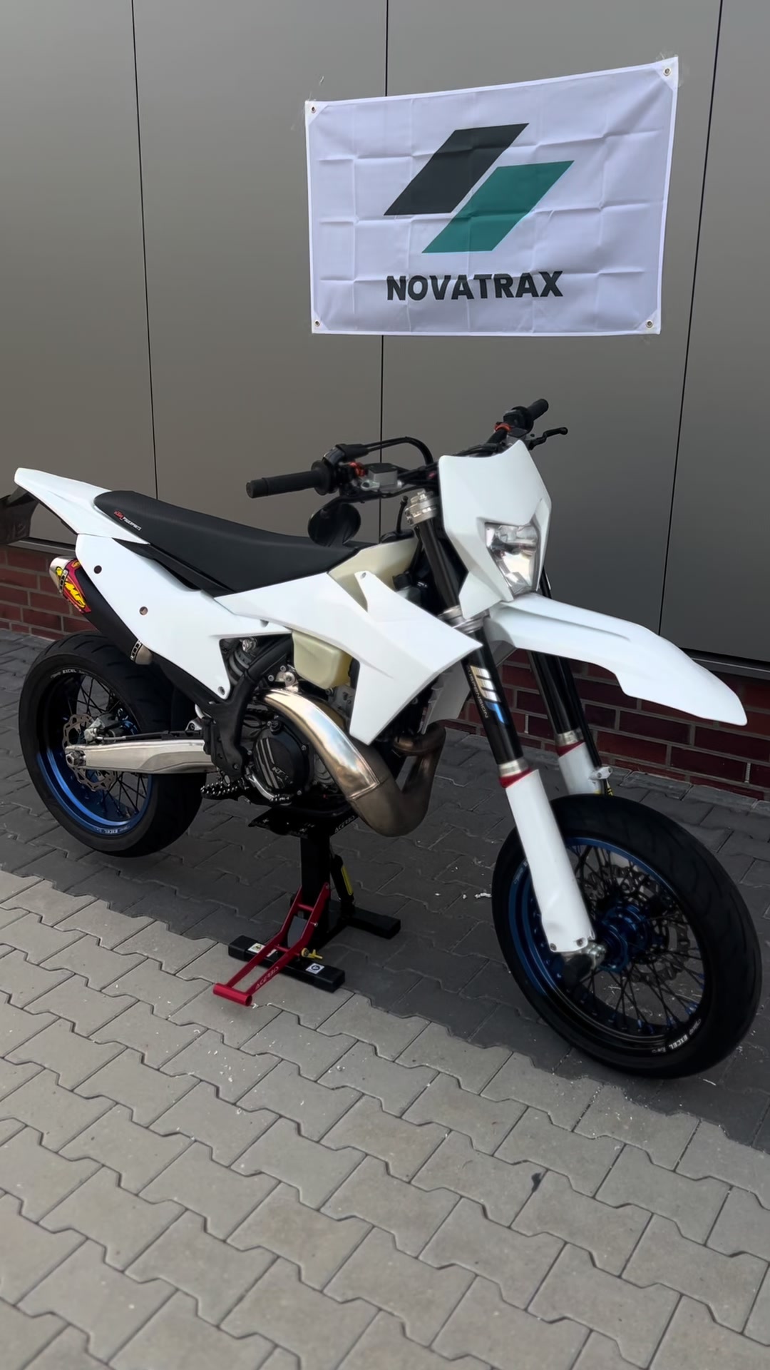 @Novatrax Racing
