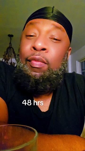 @Sirloveintheroom*