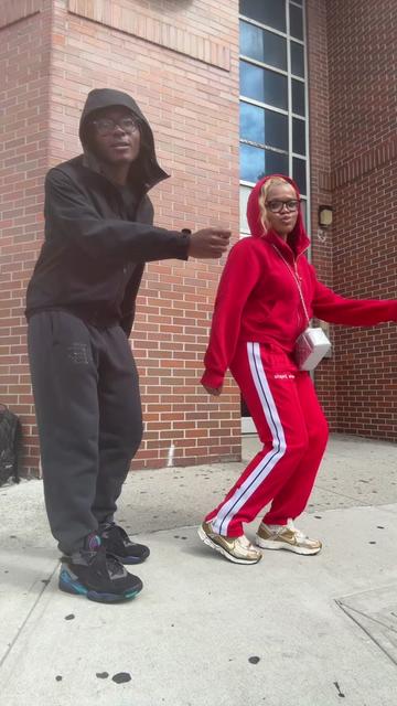 @Mara Laraa👱🏾♀️🫧