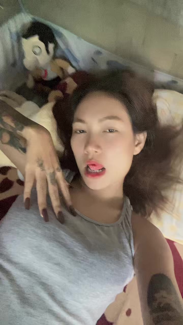 @🍓特特🚬🎧