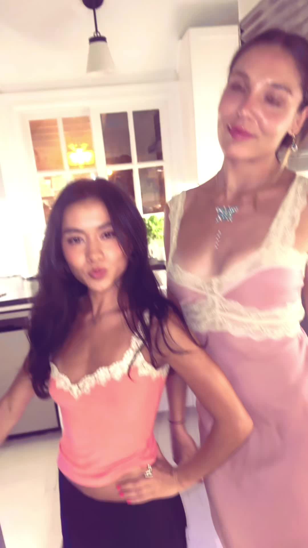 @keelycoco 🎀🥥