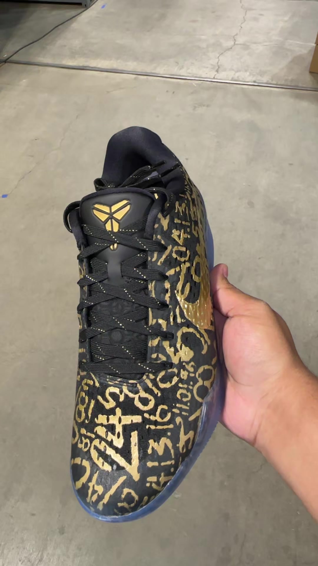 @Trending Sneakers