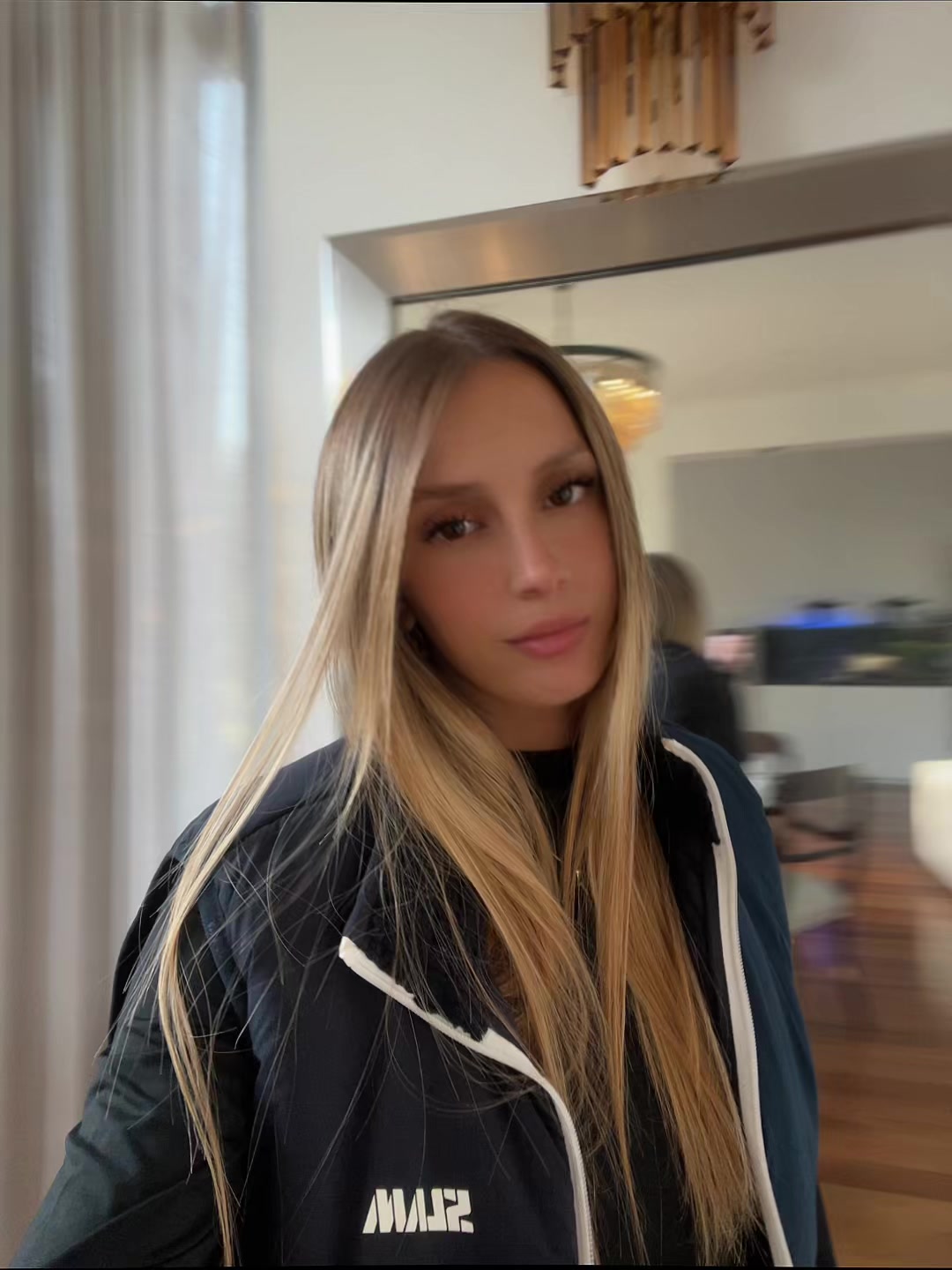 @Esteveztiziana