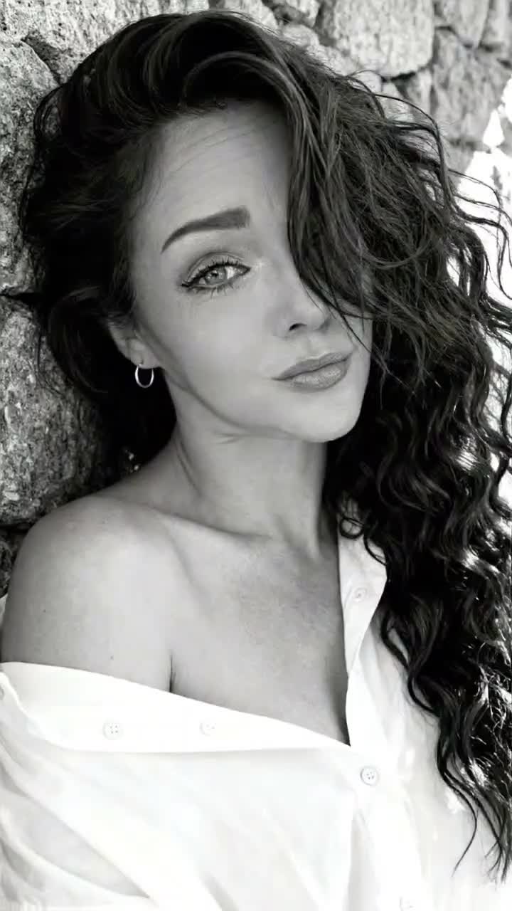 @Elise89
