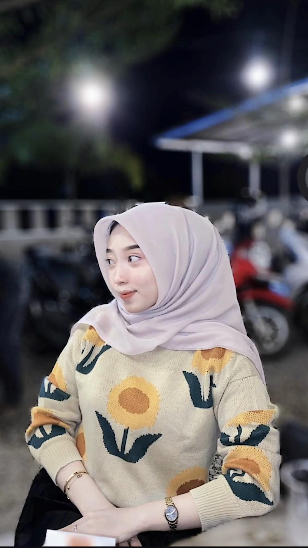 @anniputri5