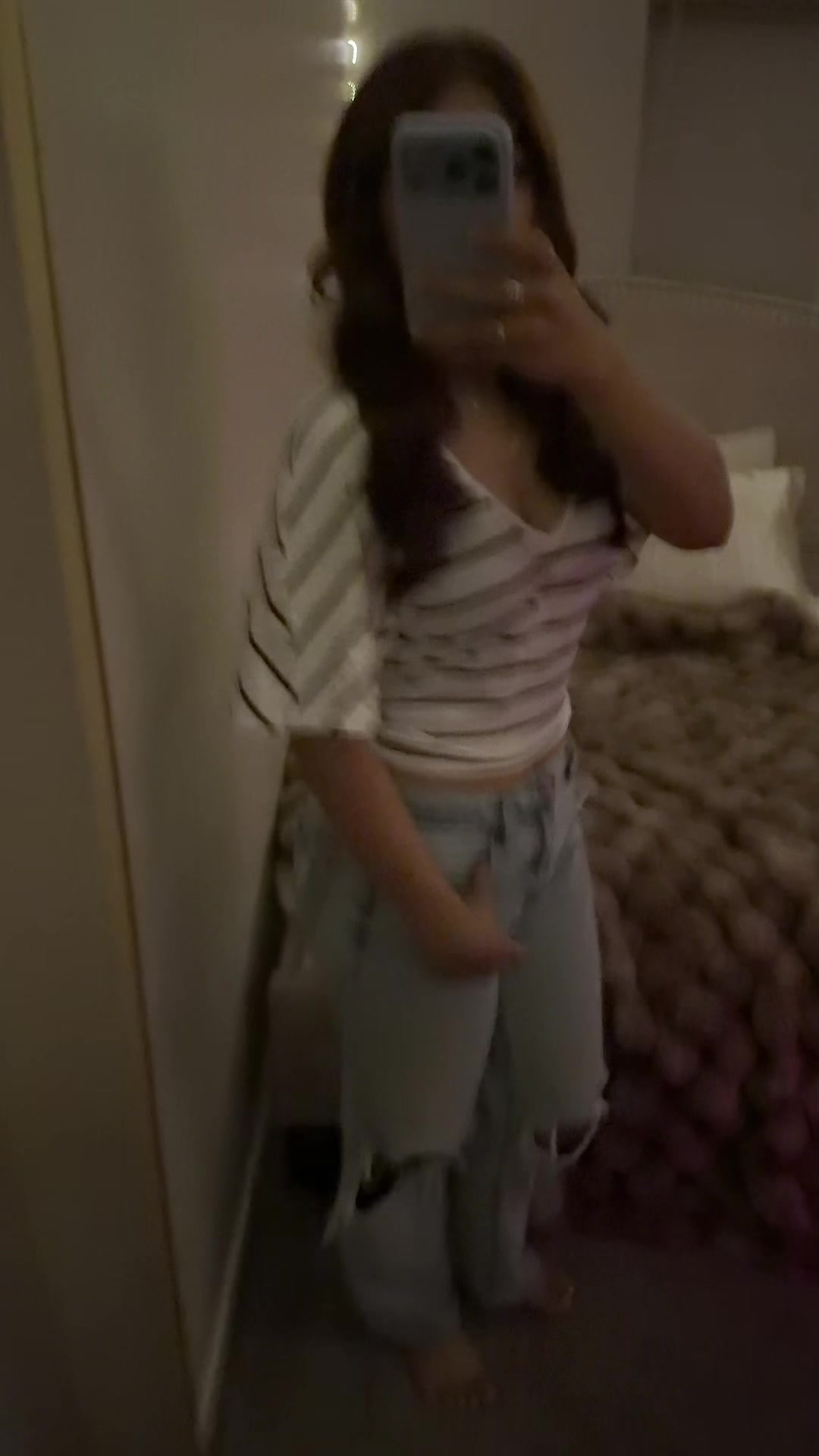 @⃟