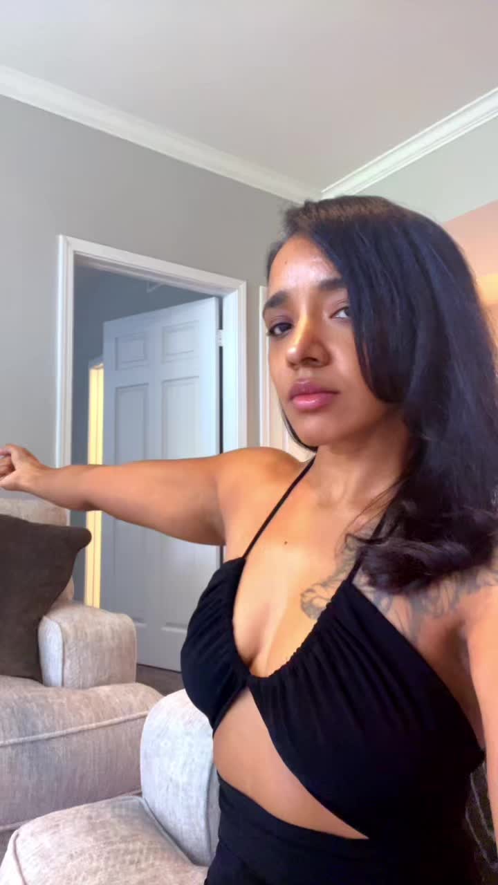 @HER GAINZ