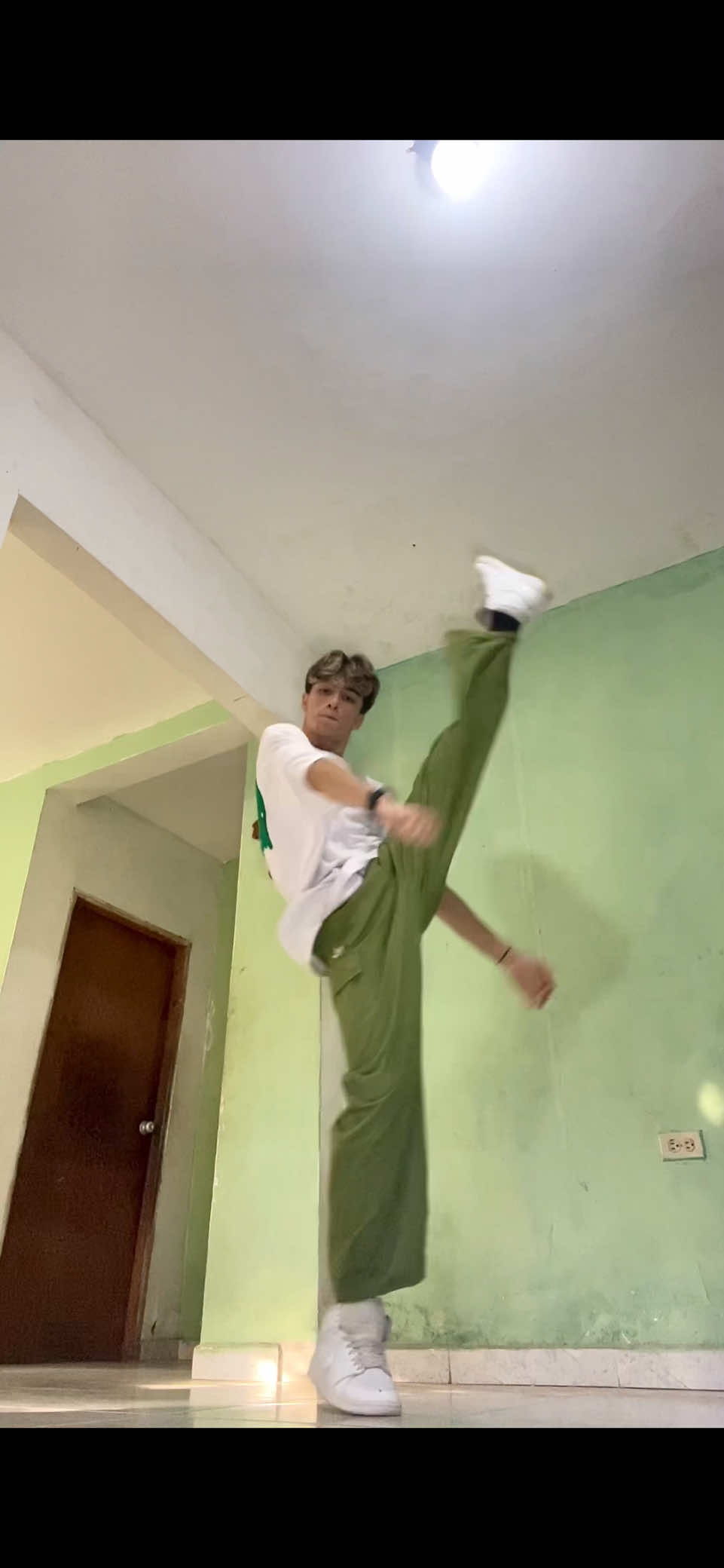 @jeanssups1