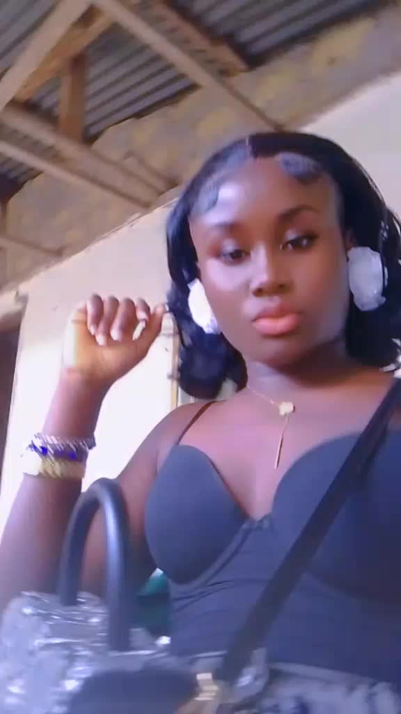 @December Queen 👑