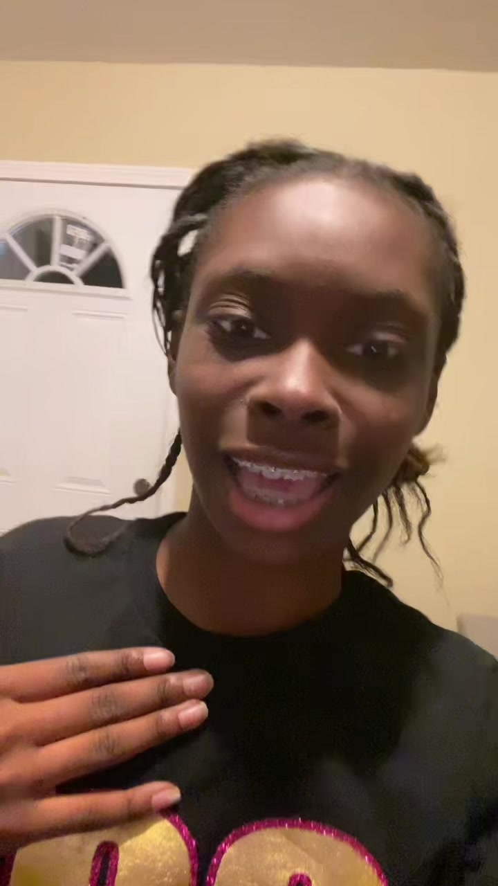 @HeyItsJaci