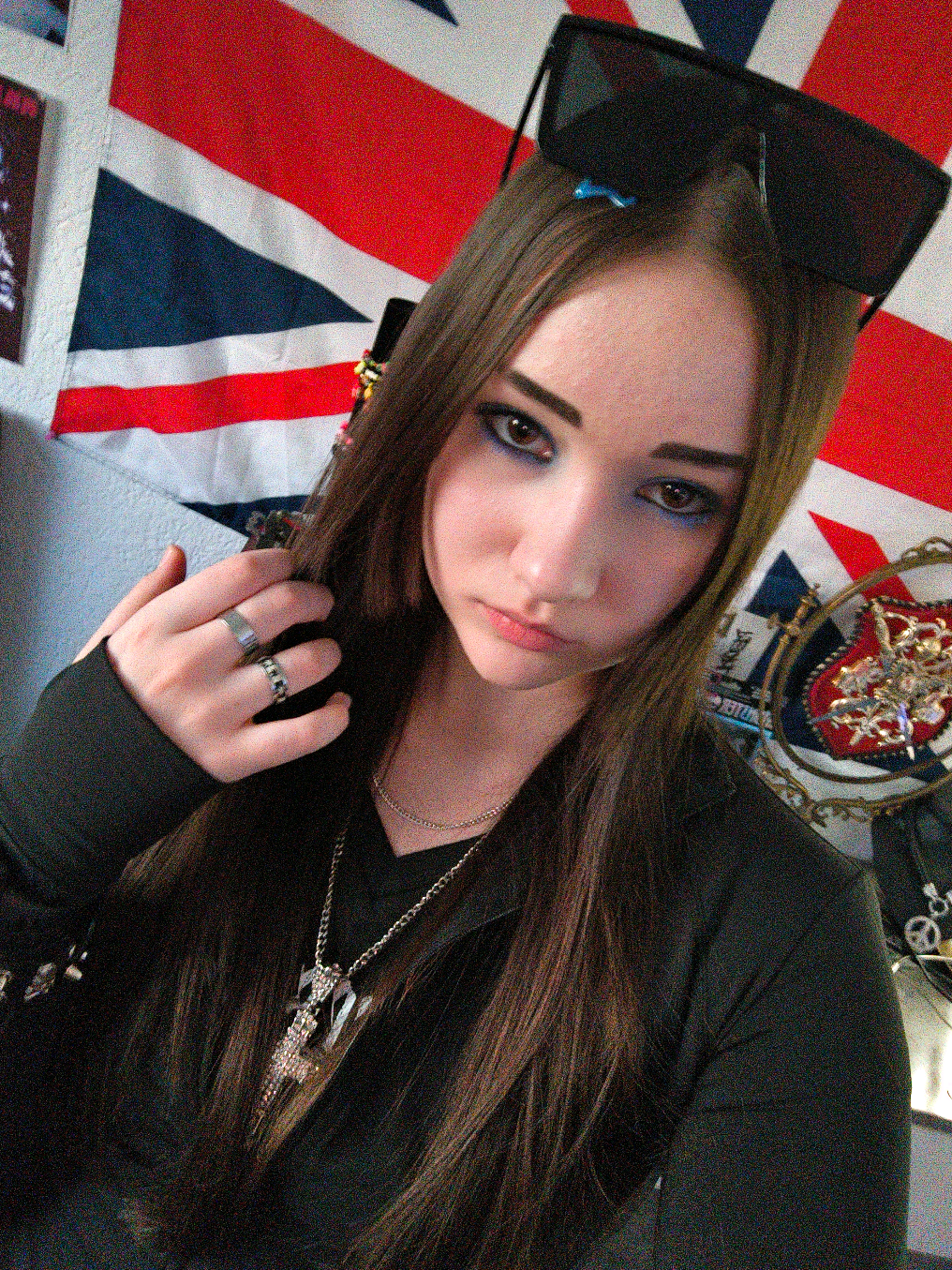 @эщкеренок&dagger; #ляприкол &lArr; ᵃⁿᵈₒₙₑ