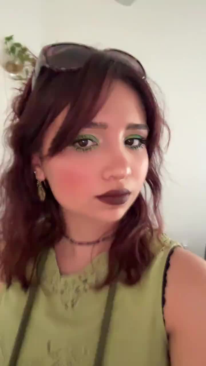 @Rebe⋆ᖭི༏ᖫྀ⋆