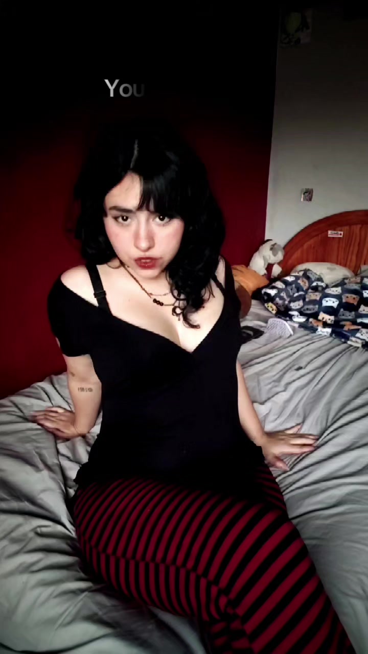 @Vampyra🦇