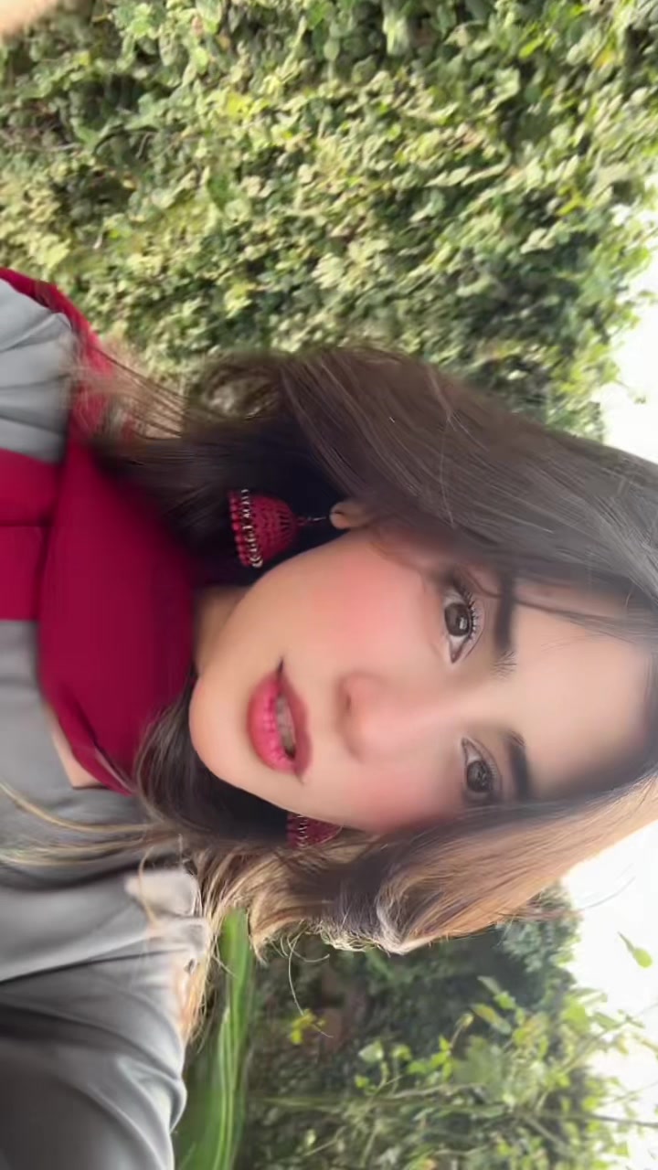 @AyeshEe🌸
