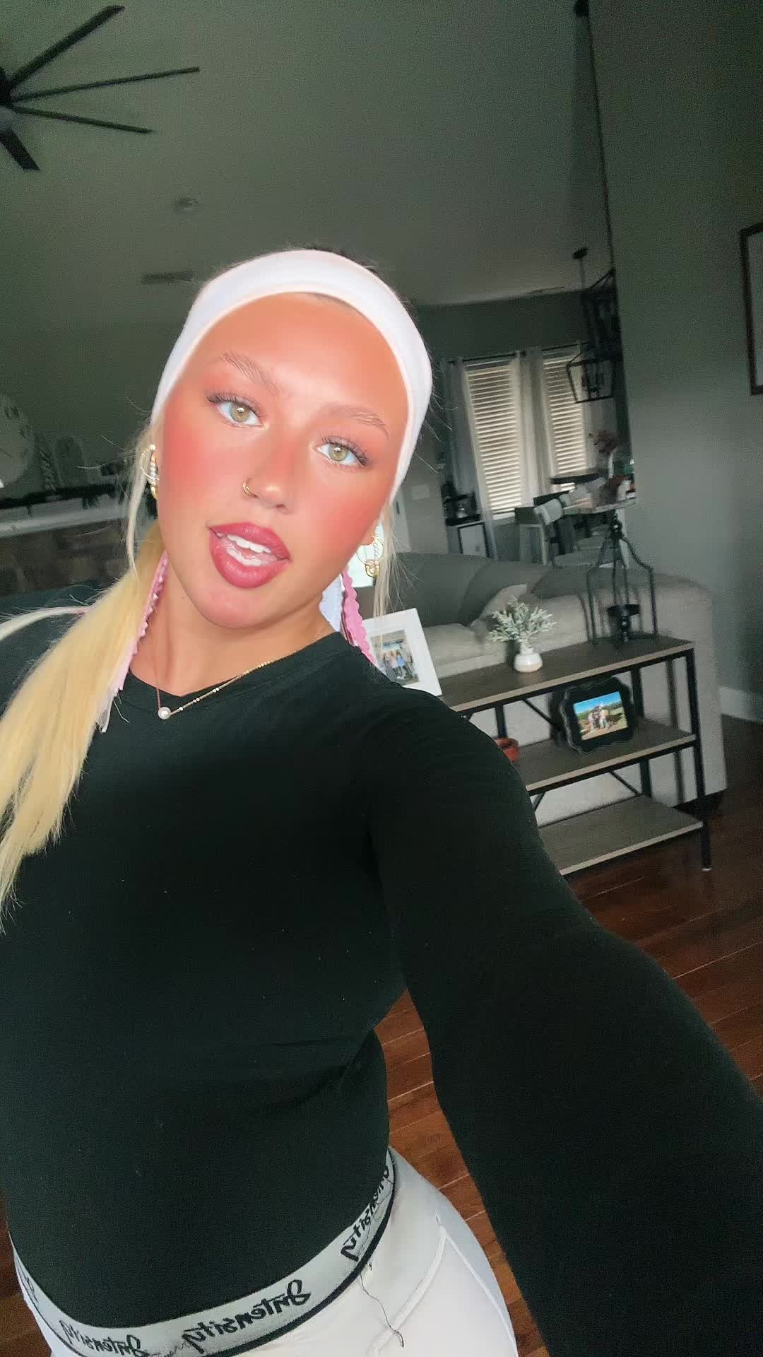 @Ri