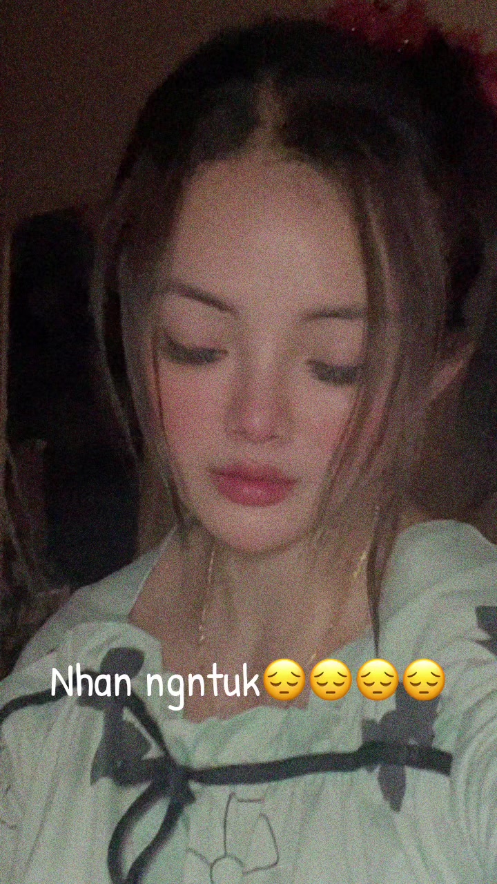 @mia Elleny.