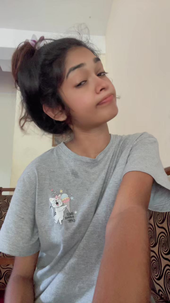@"𝓐𝓫𝓱𝓲 𝓰𝓲𝓻𝓵 🎀🤍"
