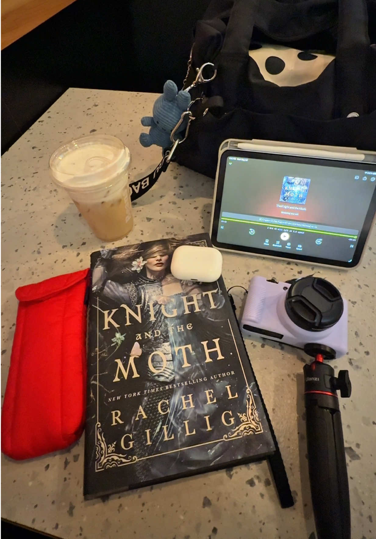 @Mel📚🌟