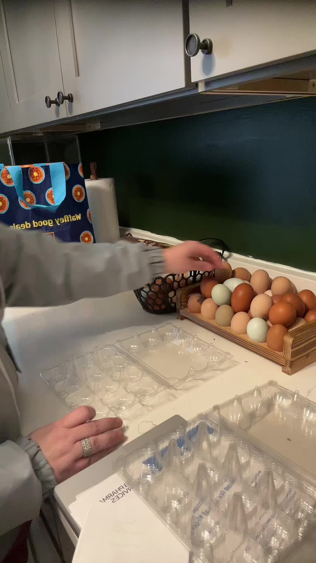 @eggs.and.acres