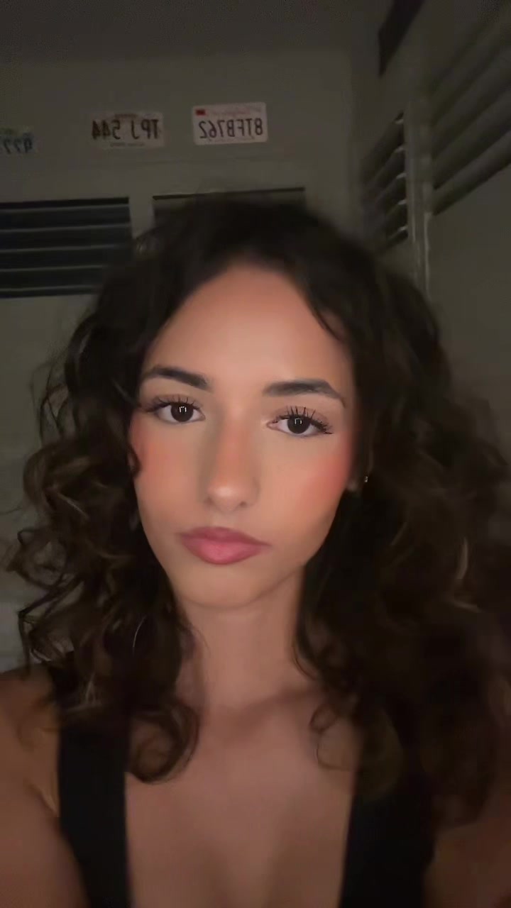 @☮︎