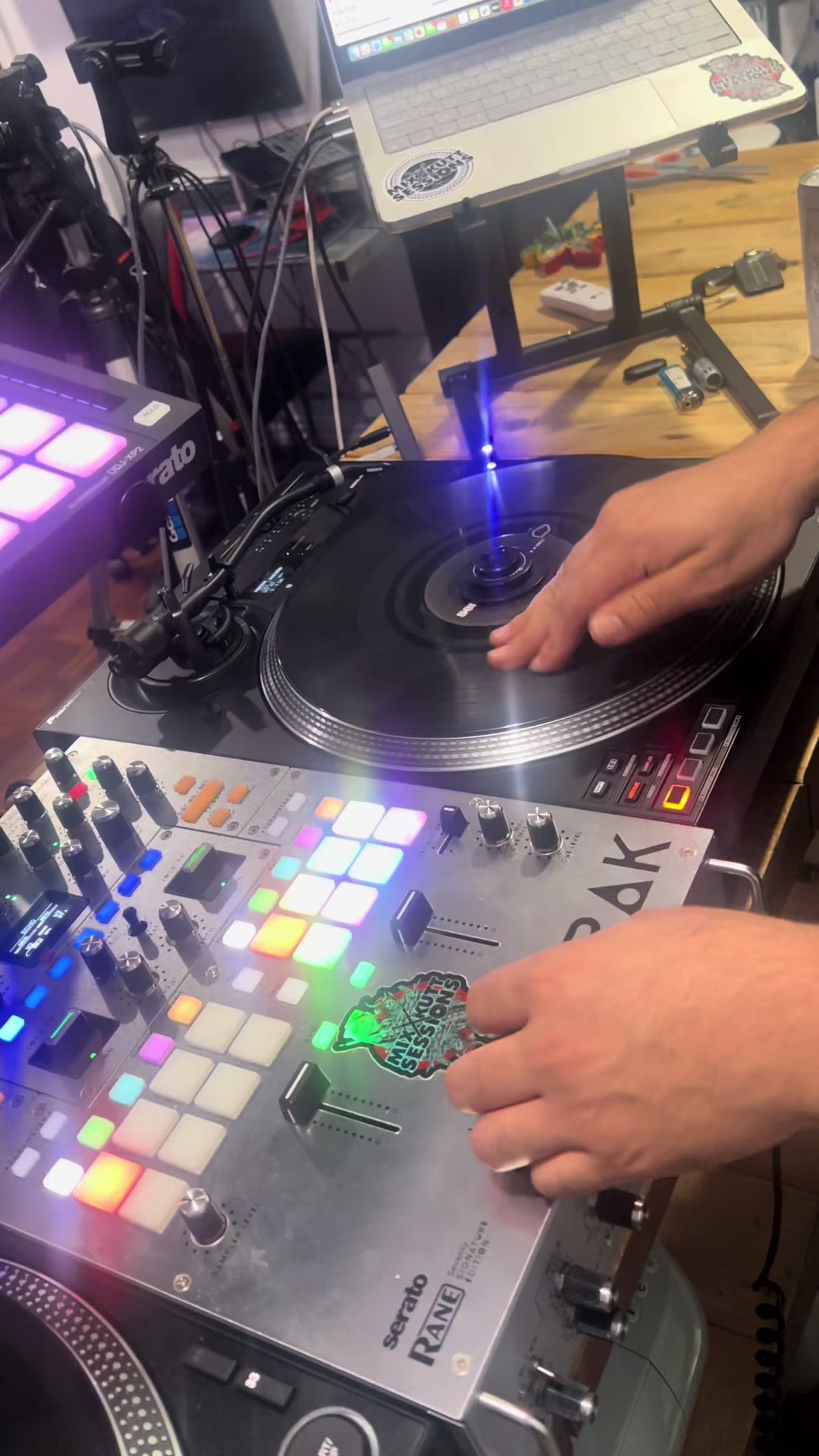 @Dj Scorpion