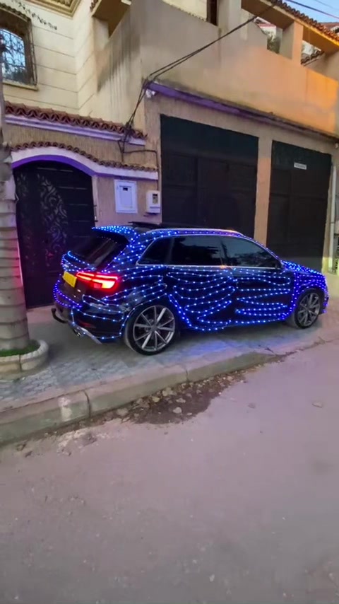 @E Lhadi de Luxe ๐