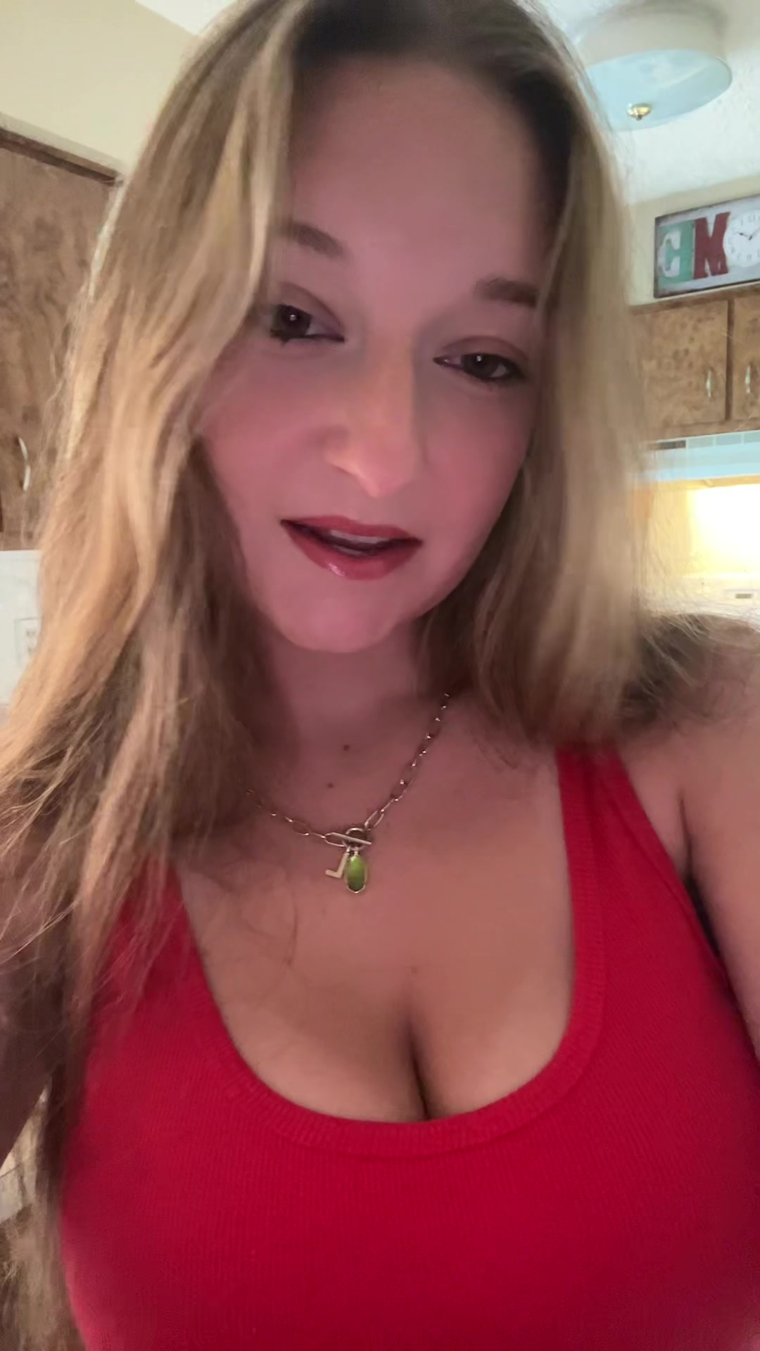 @rachelfreyyy