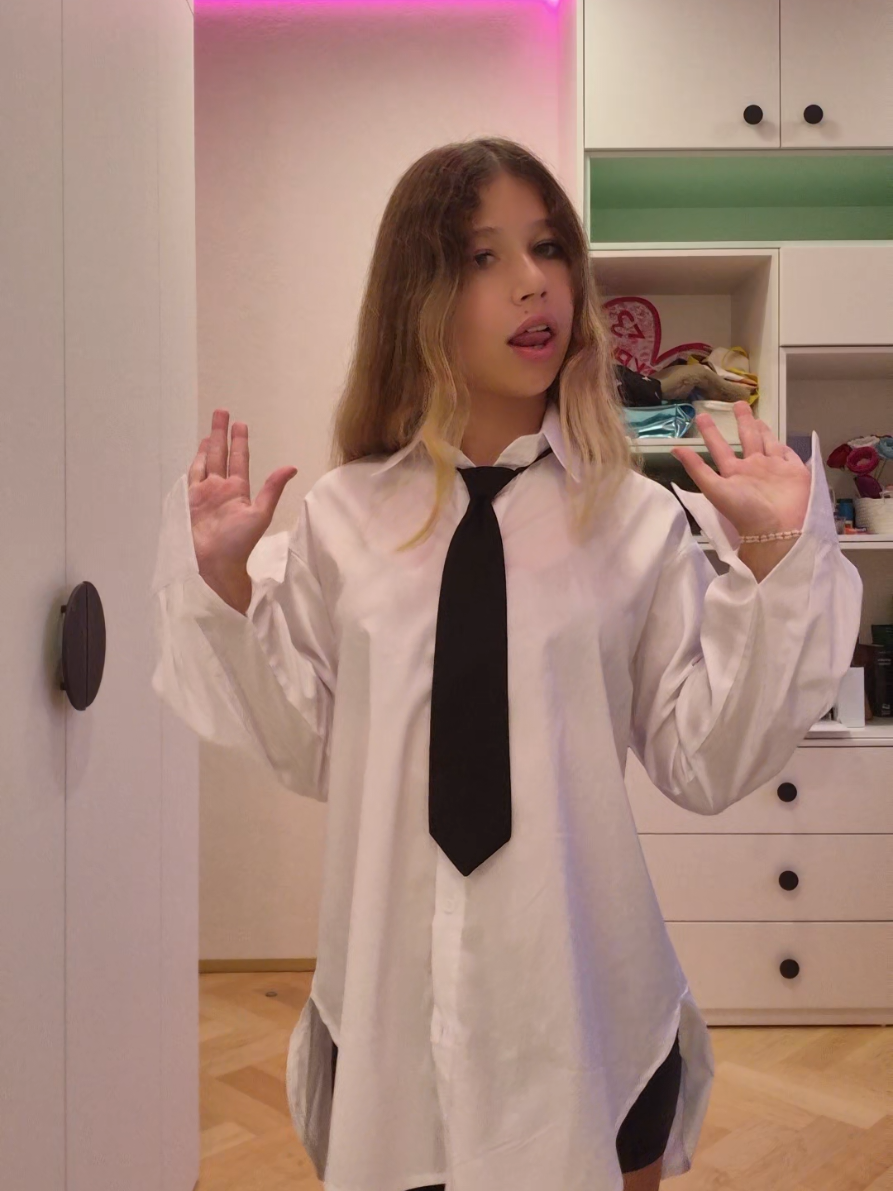 @𝑲𝒊𝒓𝒂𝒍𝒐𝒗𝒗