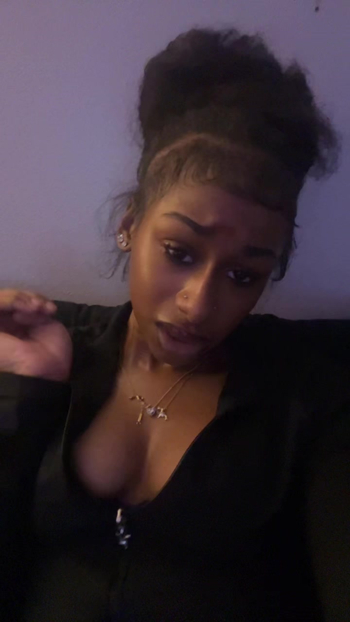 @LIL NU🥧