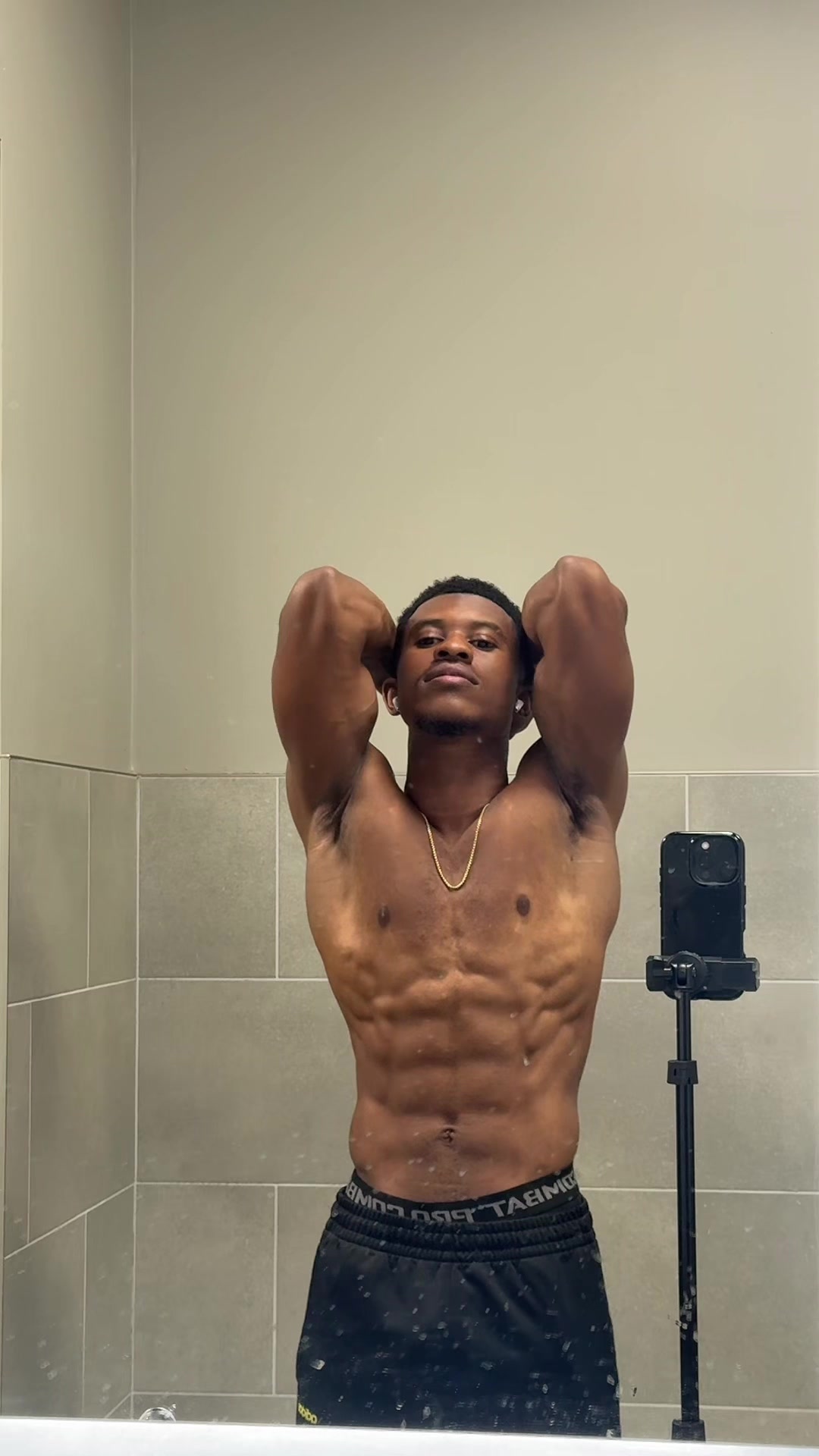 @Leo🦅