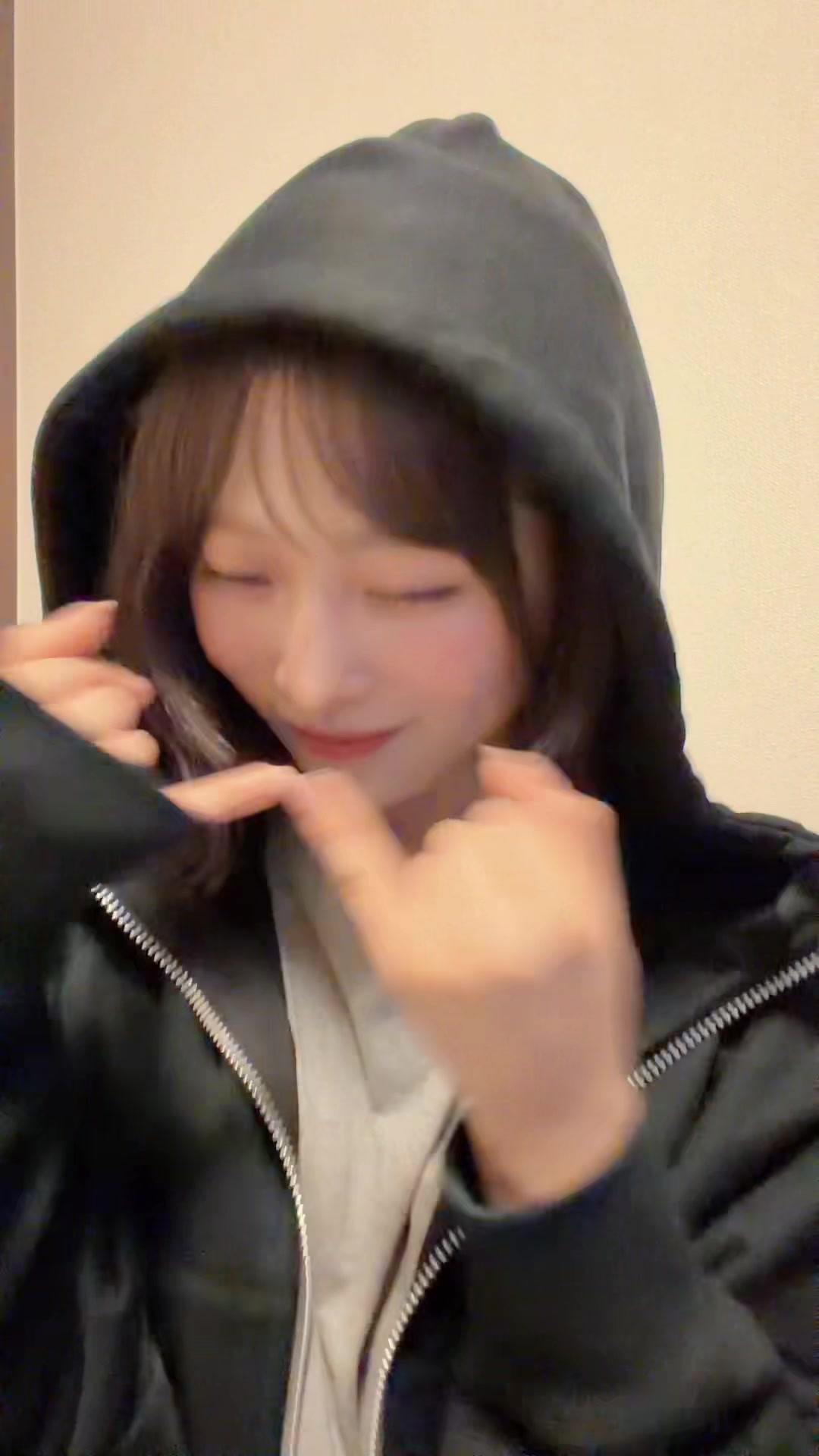 @小栗有以