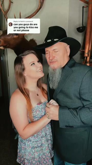 @mrs.kentuckyqueen29