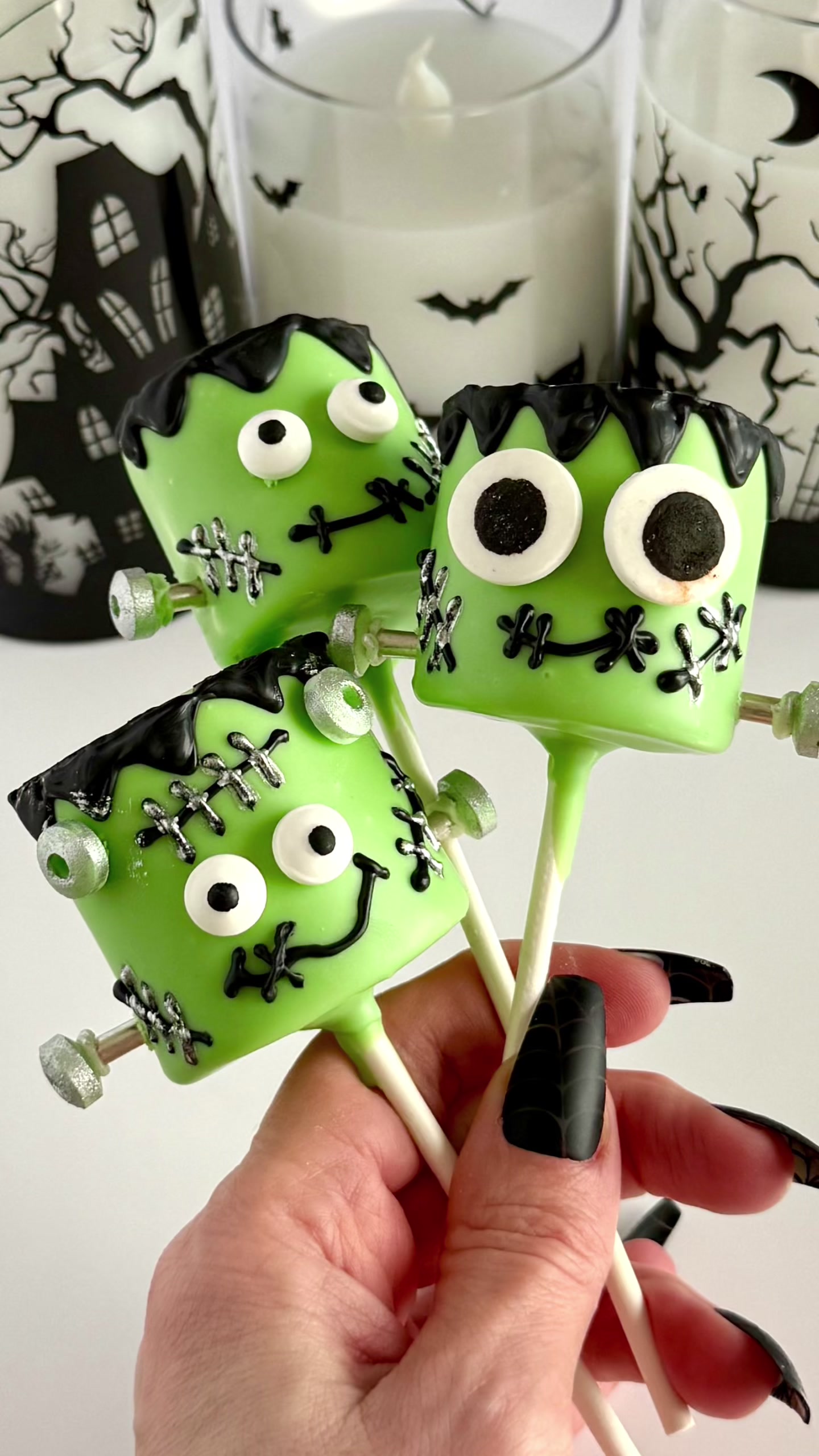 @Sophia Mya Cupcakes