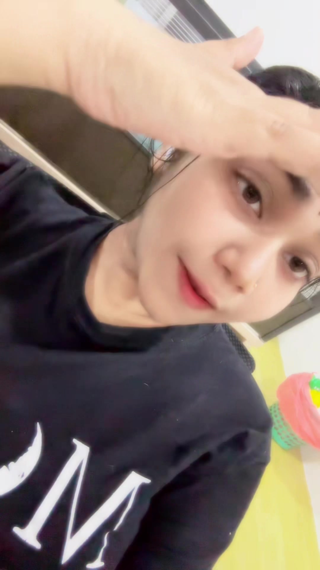 @~ ๐ฆ .